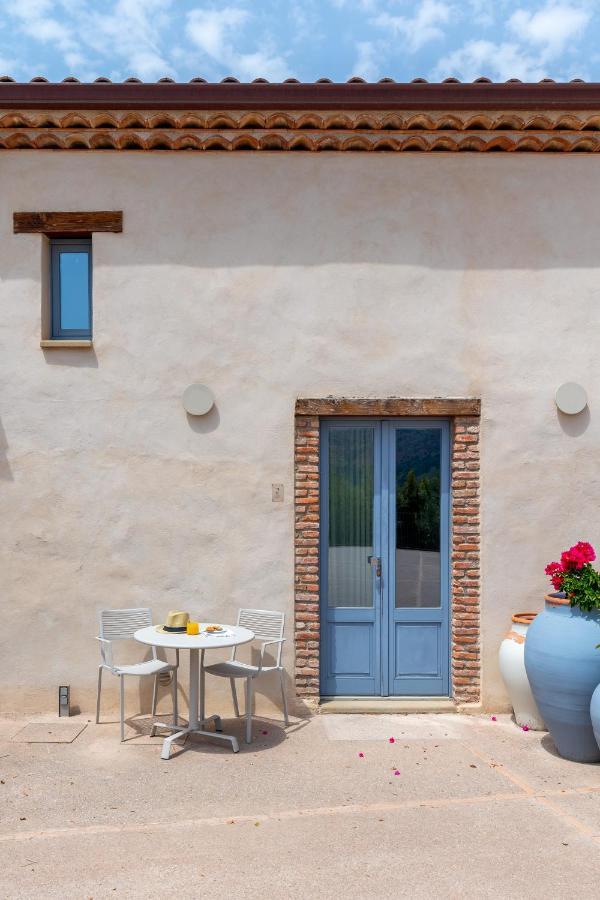 Borgo D'Orlando - Small Country Hotel Mirto  Exterior photo