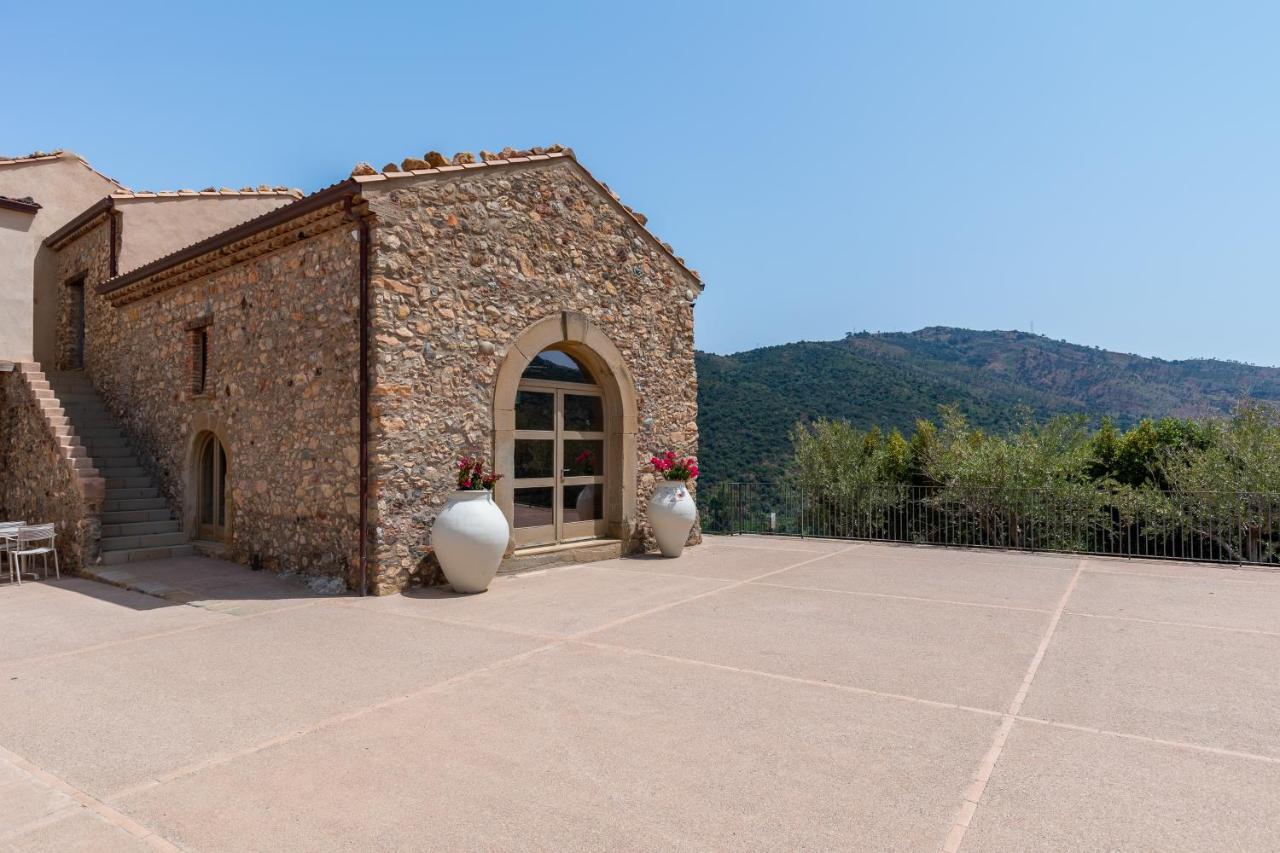 Borgo D'Orlando - Small Country Hotel Mirto  Exterior photo