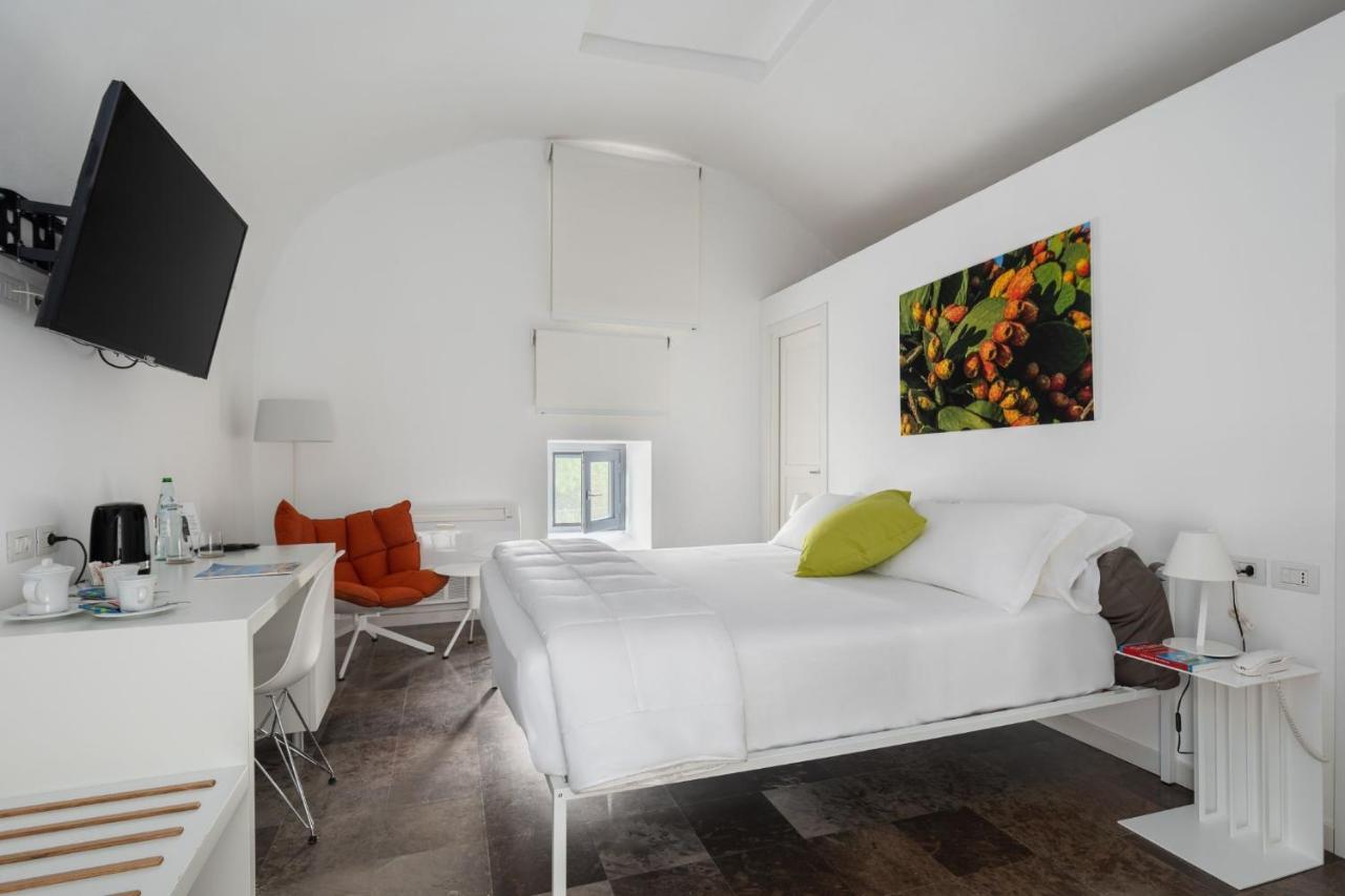 Borgo D'Orlando - Small Country Hotel Mirto  Exterior photo